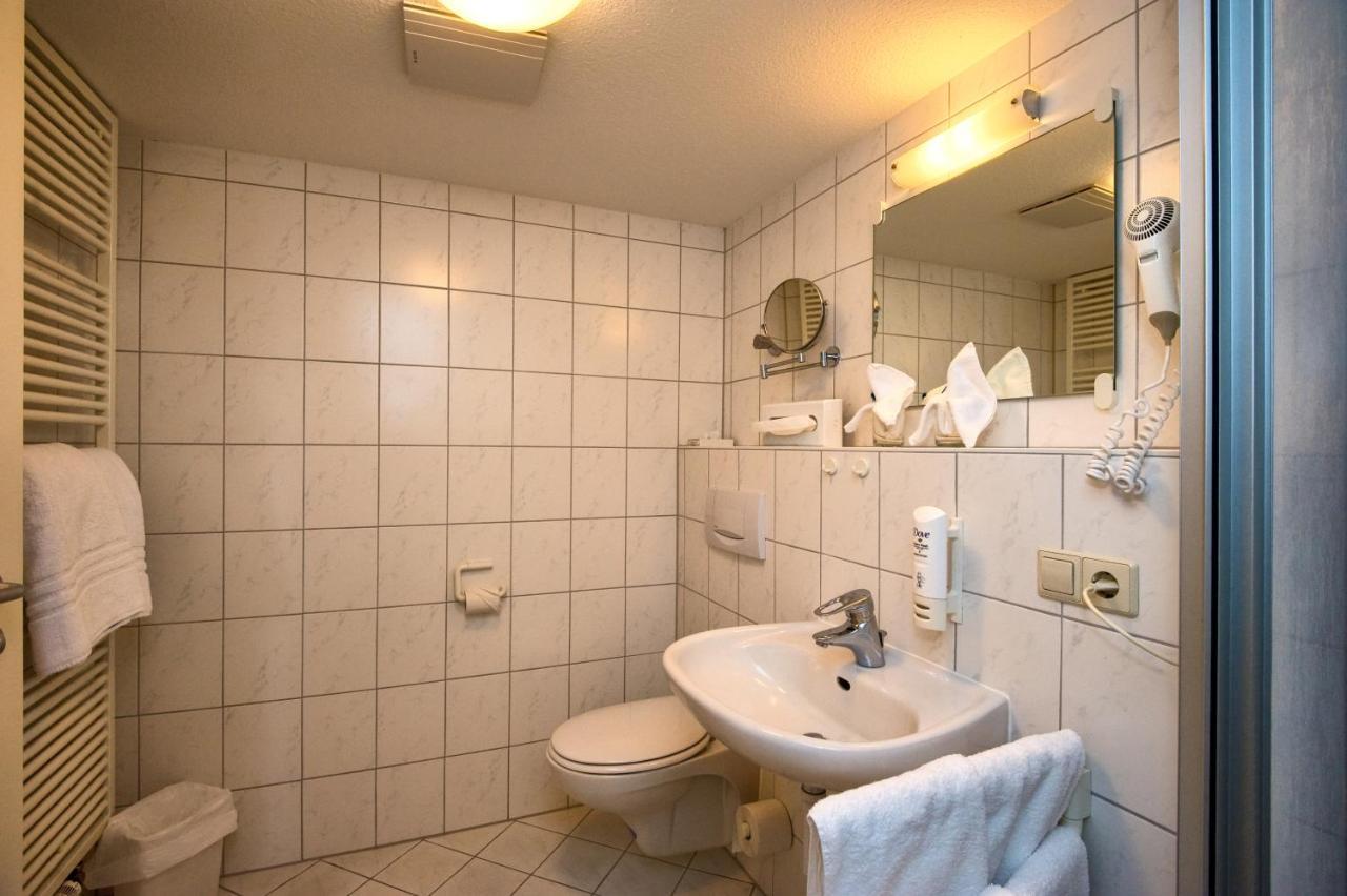 Jufa Hotel Schwarzwald Ленцкирх Экстерьер фото