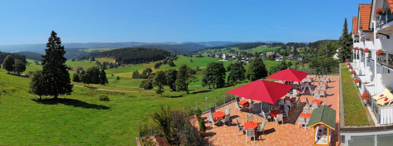 Jufa Hotel Schwarzwald Ленцкирх Экстерьер фото