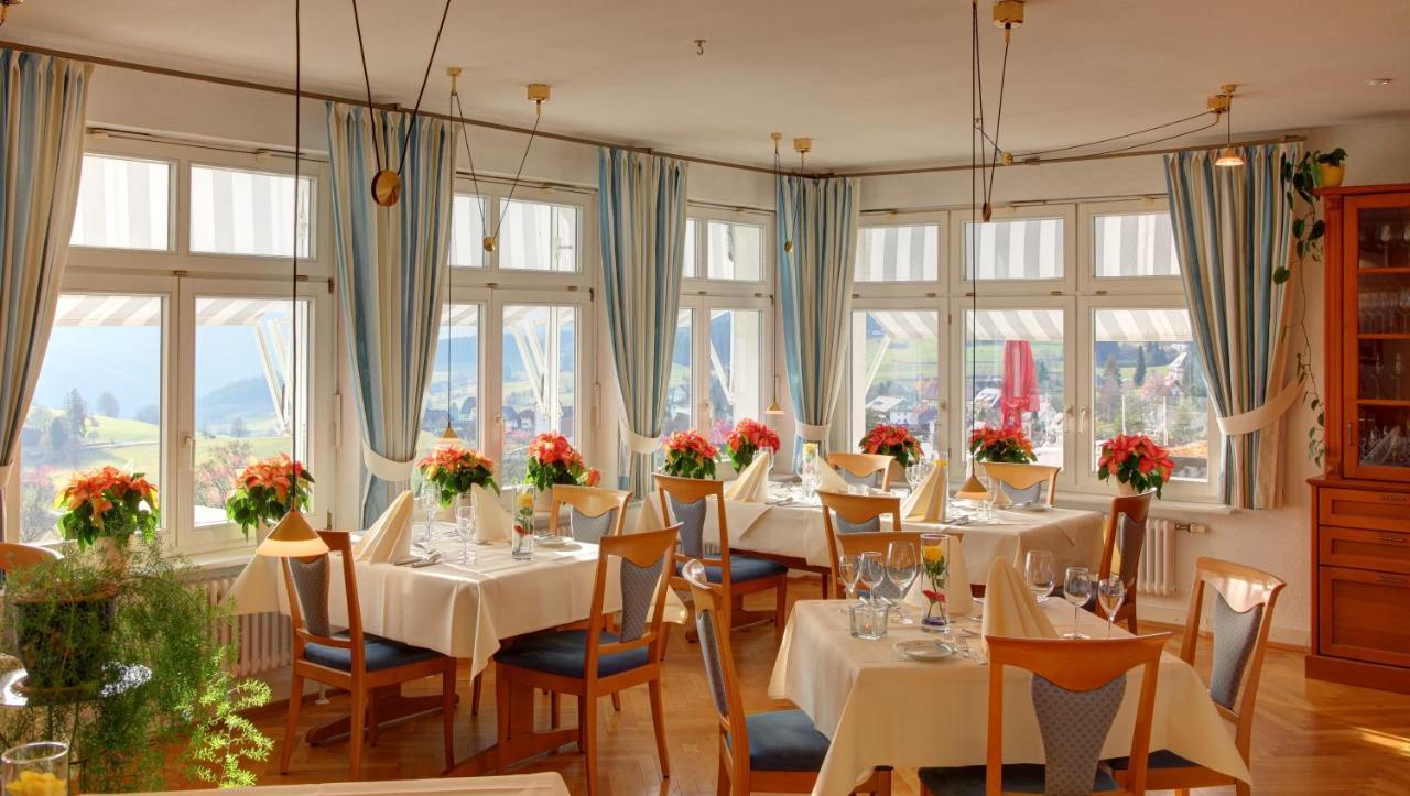 Jufa Hotel Schwarzwald Ленцкирх Экстерьер фото